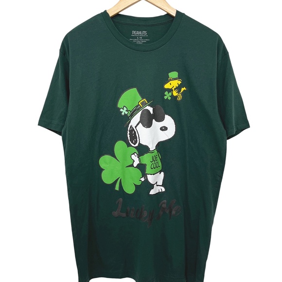 NWOT Snoopy & Woodstock Lucky Me St. Patrick’s Day T-Shirt Unisex Large - Picture 1 of 6